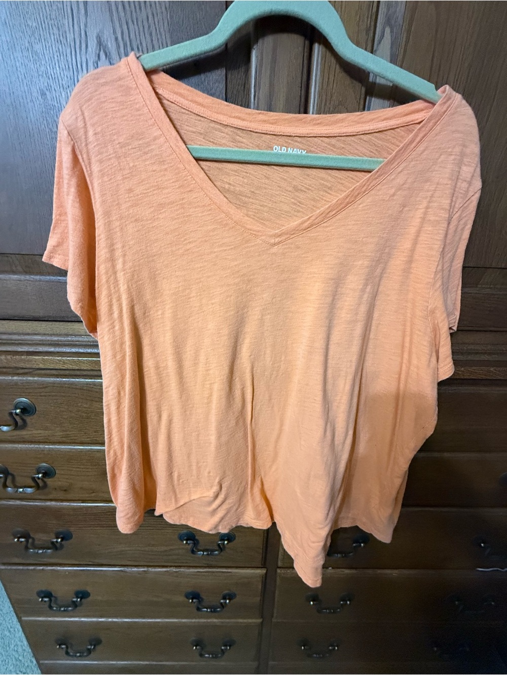 Old Navy Peach V-Neck Short Sleeve Tee